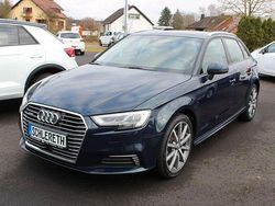 Blau Gebraucht 2020 Audi A3 Sport Limousine | 19.850 € (Guter Preis)