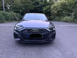 Grau Gebraucht 2021 Audi S3 Ambiente Limousine | 43.000 € (Teuer)