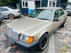 Gebraucht 1988 Mercedes E260 AMG Limousine | 3.499 €