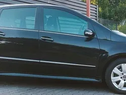 Schwarz Gebraucht 2009 Mercedes B180 Van / Kleinbus | 4.500 € (Guter Preis)
