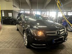 Schwarz Gebraucht 2011 Mercedes C180 Coupé | 14.000 €
