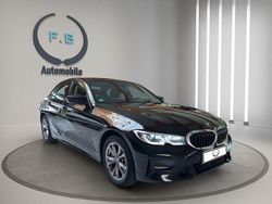 Schwarz Gebraucht 2020 BMW 330e Sport Line Limousine | 25.999 € (Fairer Preis)