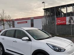 Weiß Gebraucht 2021 Kia e-Niro SUV | 15.990 € (Guter Preis)