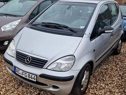 Grau Gebraucht 2003 Mercedes 170 Classic Kleinwagen | 1.900 €