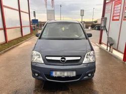 Blau Gebraucht 2009 Opel Meriva Van / Kleinbus | 2.850 € (Etwas zu teuer)