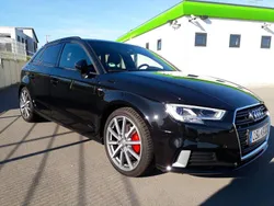 Schwarz Gebraucht 2017 Audi A3 S-Line Limousine | 18.950 € (Superpreis)