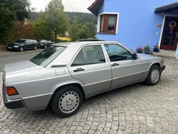 Silber Gebraucht 2003 Mercedes 190 Limousine | 10.500 €