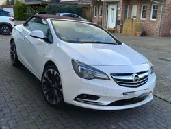 Weiß Gebraucht 2014 Opel Cascada Innovation Cabrio | 12.999 € (Fairer Preis)