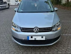 Silber Gebraucht 2012 VW Sharan Comfortline Van / Kleinbus | 6.990 € (Guter Preis)