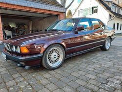 Rot Gebraucht 1993 BMW 740 Performance Limousine | 13.900 €