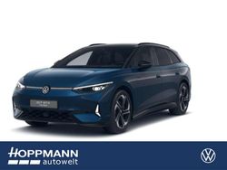 Aquamarinblau metallic / schwa Neu 2025 VW ID.7 GTX Kombi | 71.780 € (Teuer)
