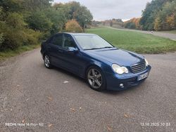 Blau Gebraucht 2004 Mercedes C220 Limousine | 4.390 € (Teuer)