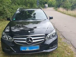 Schwarz Gebraucht 2014 Mercedes E200 Avantgarde Kombi | 16.900 € (Fairer Preis)