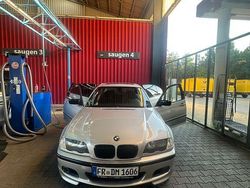 Silber Gebraucht 2000 BMW 325 Sport Line Limousine | 6.000 € (Etwas zu teuer)