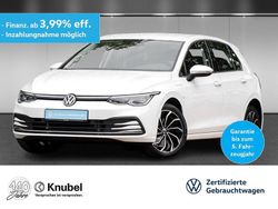 Weiss Gebraucht 2022 VW Golf VIII Style Limousine | 26.980 € (Fairer Preis)