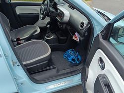 Grün Gebraucht 2018 Renault Twingo LIMITED Kleinwagen | 6.800 € (Fairer Preis)