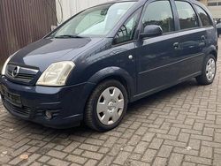 Blau Gebraucht 2006 Opel Meriva Van / Kleinbus | 1.400 € (Superpreis)