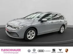 Grau Gebraucht 2021 VW Golf VIII Life Kombi | 19.980 € (Fairer Preis)