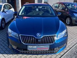 Blau Gebraucht 2015 Skoda Superb Ambition Kombi | 9.900 € (Superpreis)