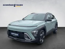 Mirage green / abyss black Gebraucht 2024 Hyundai Kona Prime SUV | 29.990 € (Fairer Preis)