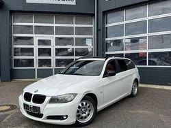 Weiß Gebraucht 2010 BMW 320 Comfort Edition Kombi | 3.499 € (Superpreis)