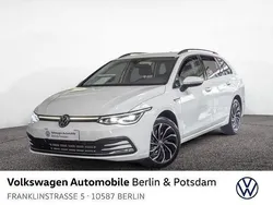 Pure white Gebraucht 2022 VW Golf VIII Style Kombi | 23.330 € (Fairer Preis)