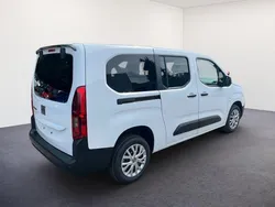 Weiss weiss Neu 2024 Fiat Doblò Van / Kleinbus | 31.990 € (Teuer)