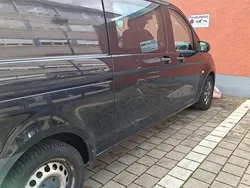Schwarz Gebraucht 2015 Mercedes Vito Van / Kleinbus | 14.000 €