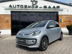 Silber Gebraucht 2016 VW up! high up! Kleinwagen | 3.990 € (Guter Preis)