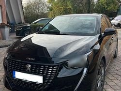 Schwarz Gebraucht 2021 Peugeot 208 Active Kleinwagen | 17.500 € (Teuer)