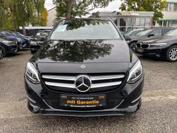 Schwarz Gebraucht 2018 Mercedes B200 Edition Van / Kleinbus | 17.950 € (Fairer Preis)