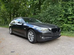 Sophistograu brillanteffekt me Gebraucht 2011 BMW 520 Sport Line Kombi | 6.950 € (Guter Preis)