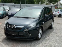 Grün Gebraucht 2013 Opel Zafira Tourer Innovation Van / Kleinbus | 5.900 € (Guter Preis)