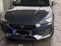 Grau Gebraucht 2023 Cupra Leon VZ Kombi | 30.200 € (Fairer Preis)