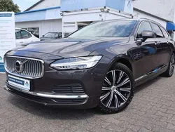 Platinum grey Gebraucht 2021 Volvo V90 Inscription Kombi | 37.980 € (Fairer Preis)