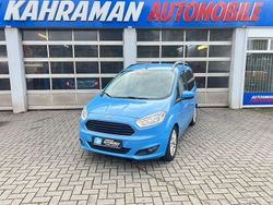 Blau Gebraucht 2015 Ford Tourneo Courier Titanium Van / Kleinbus | 6.499 € (Fairer Preis)