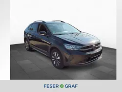 Deep black perleffekt Gebraucht 2024 VW Taigo Move SUV | 23.440 € (Fairer Preis)
