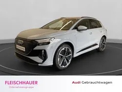 Grau Gebraucht 2022 Audi Q4 e-tron Sport SUV | 32.890 € (Guter Preis)