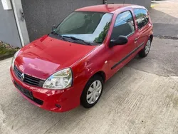 Rot Gebraucht 2010 Renault Clio II Campus Kleinwagen | 1.800 € (Fairer Preis)
