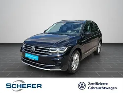 Deep black perleffekt (metallic) Gebraucht 2020 VW Tiguan Elegance SUV | 29.300 € (Fairer Preis)