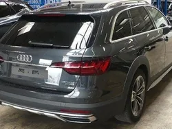 Grau Gebraucht 2023 Audi A4 Allroad Sport Kombi | 29.999 € (Superpreis)