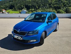 Blau Gebraucht 2017 Skoda Fabia Limousine | 7.229 € (Guter Preis)