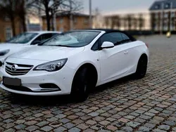 Weiß Gebraucht 2017 Opel Cascada Ultimate Cabrio | 13.700 € (Guter Preis)