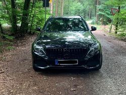 Schwarz Gebraucht 2016 Mercedes 220 Kombi | 14.499 € (Etwas zu teuer)