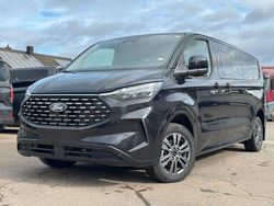 Schwarz Neu 2025 Ford Tourneo Custom Titanium Van | 52.449 € (Etwas zu teuer)