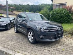 Grau Gebraucht 2014 VW Tiguan Sportline SUV | 8.900 € (Fairer Preis)