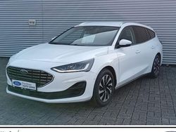 Weiß Gebraucht 2024 Ford Focus Titanium Kombi | 25.680 € (Fairer Preis)