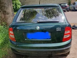 Grün Gebraucht 2004 Skoda Fabia Classic Kombi | 600 € (Superpreis)