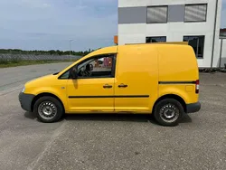 Gelb Gebraucht 2009 VW Caddy Van / Kleinbus | 2.450 €