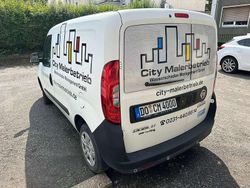 Weiß Gebraucht 2017 Fiat Doblò Van / Kleinbus | 8.950 € (Etwas zu teuer)